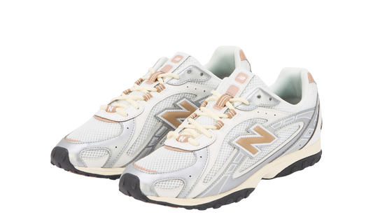New Balance 204L Peach Silver Cream