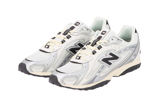 New Balance 204L Silver Metallic Black