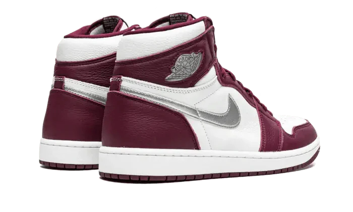 Air Jordan 1 Retro High OG Bordeaux