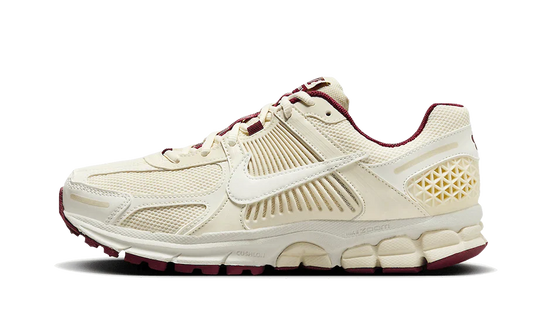 Nike Zoom Vomero 5 Valentine's Day