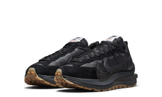 Nike Vaporwaffle sacai Black Gum