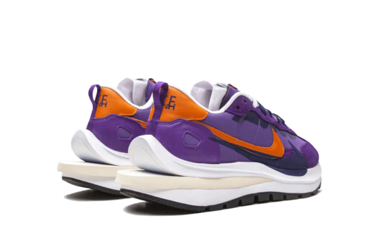 Nike Vaporwaffle sacai Dark Iris