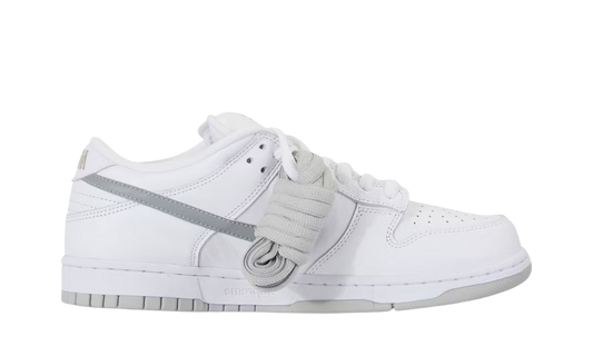 Nike SB Dunk Low Supreme 94 White Metallic Silver