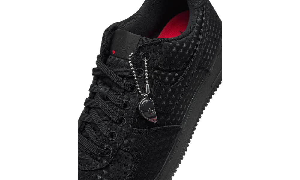 Nike Air Force 1 Retro Valentine’s Day Black