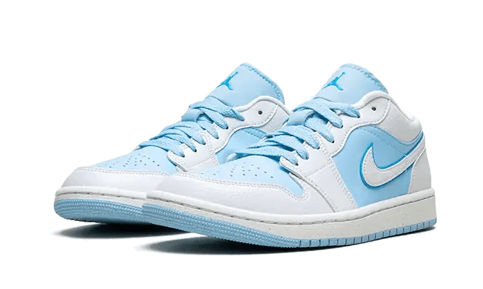 Air Jordan 1 Low SE Reverse Ice Blue