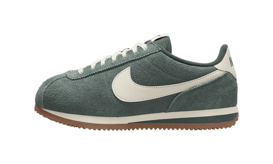 Nike Cortez Vintage Green Gum
