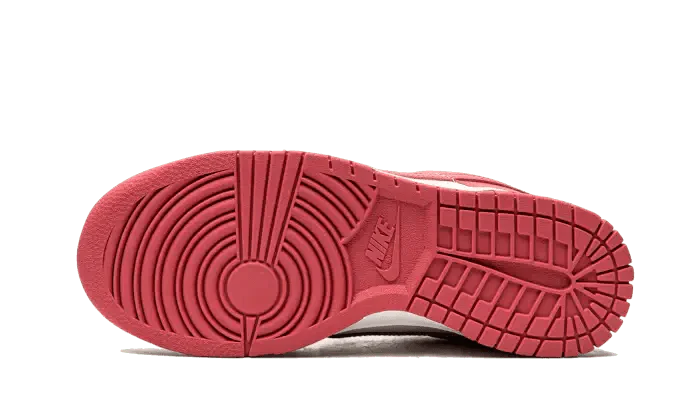 Nike Dunk Low Archeo Pink