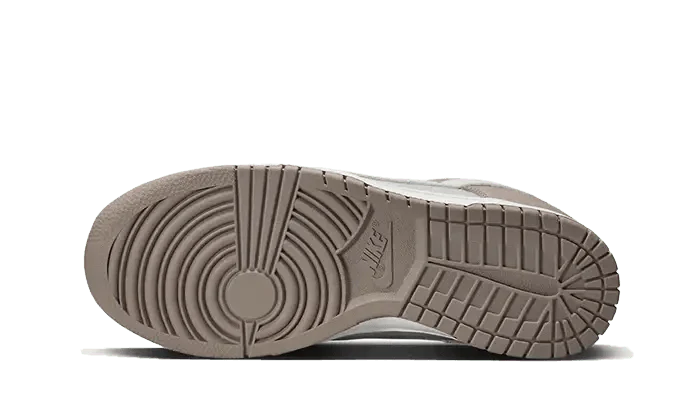 Nike Dunk Low Bone Beige