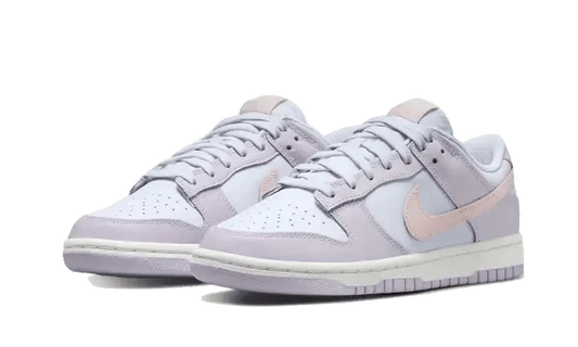 Nike Dunk Low Easter