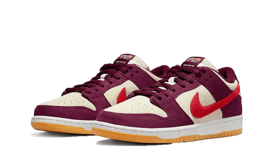 Nike SB Dunk Low Skate Like A Girl