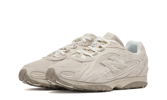 New Balance 204L Timberwolf Linen